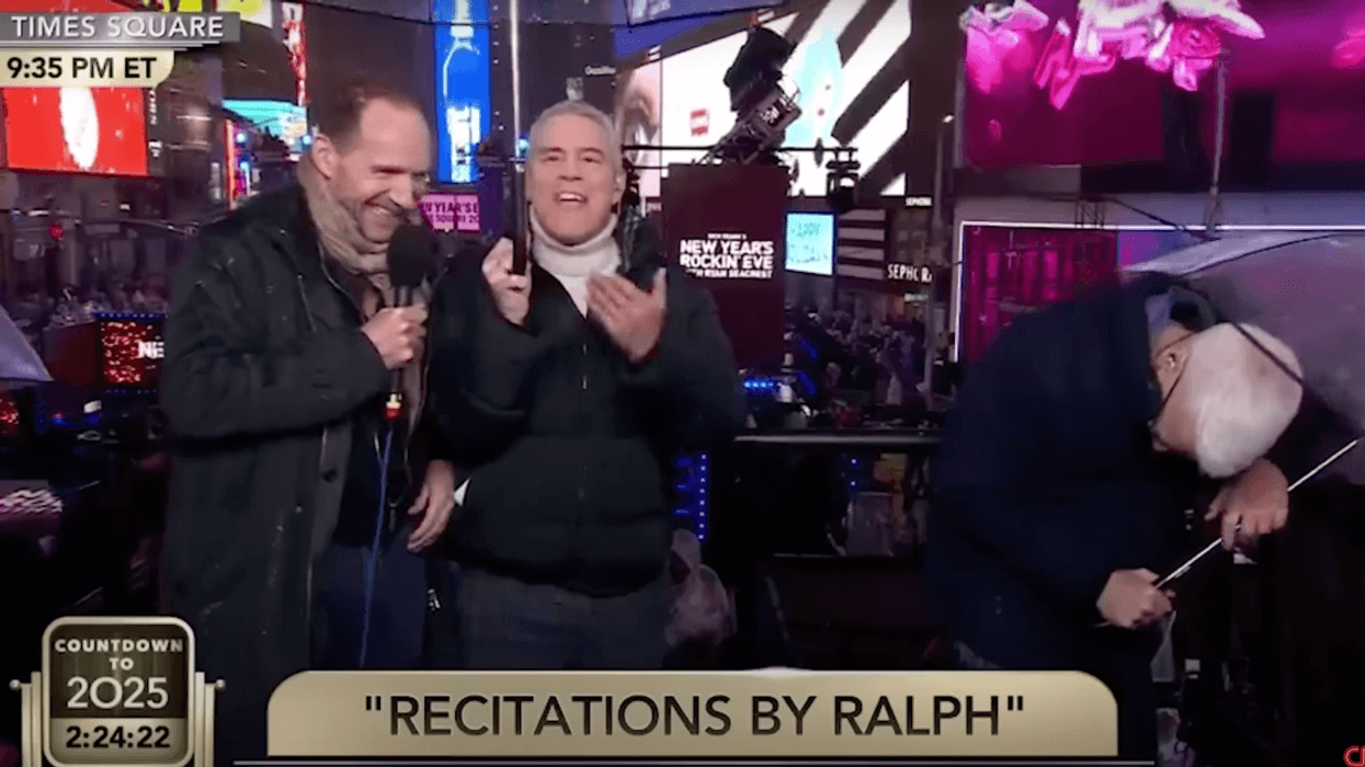 Anderson Cooper Totally Loses It After Ralph Fiennes Reenacts That Viral 'Demure' Video