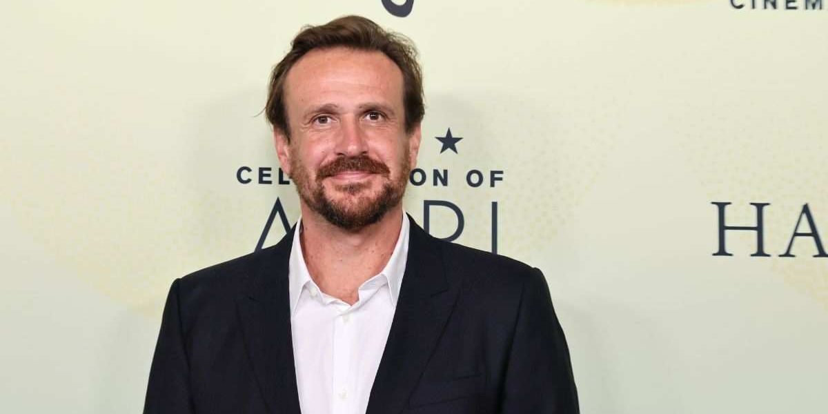 Jason Segel Admits He Didn't Tell His Parents About His 'Forgetting Sarah Marshall' Nude Scene As A 'Practical Joke'
