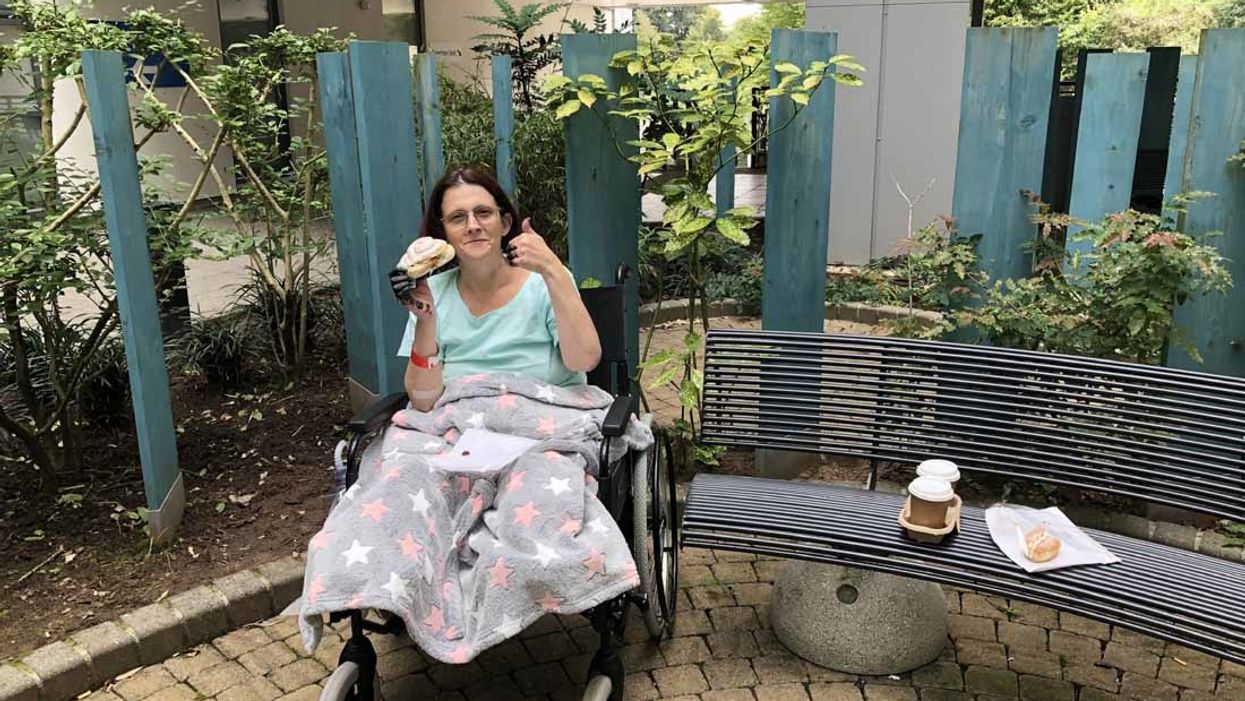Nurse Who Lost Limbs Due To Sepsis Embraces Her 'Beautiful' Stumps After Amputations Save Her Life