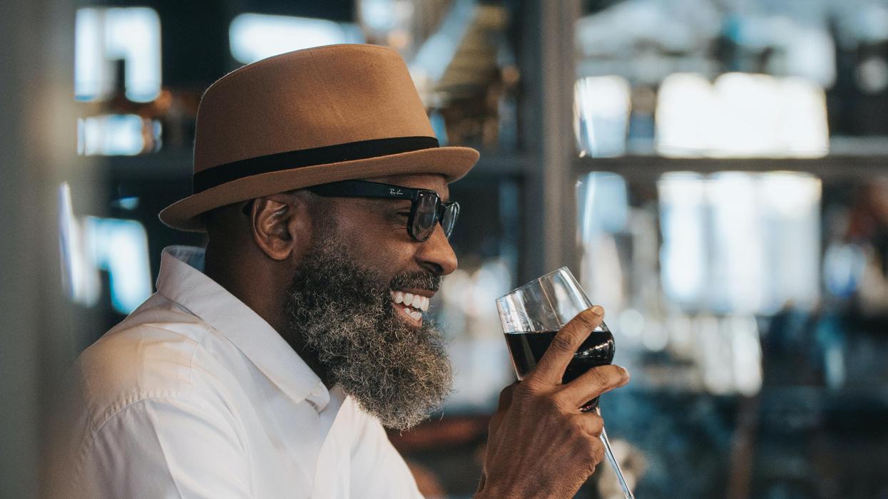 People Share The Subtle Things Someone Does That Lets You Know They're An A**hole