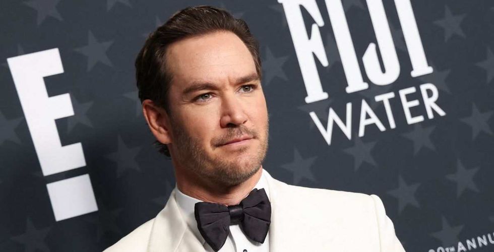Mark-Paul Gosselaar Just Showed Off His Ripped Abs In A Crop Top And Tiny Shorts—And The Fan Thirst Is Real