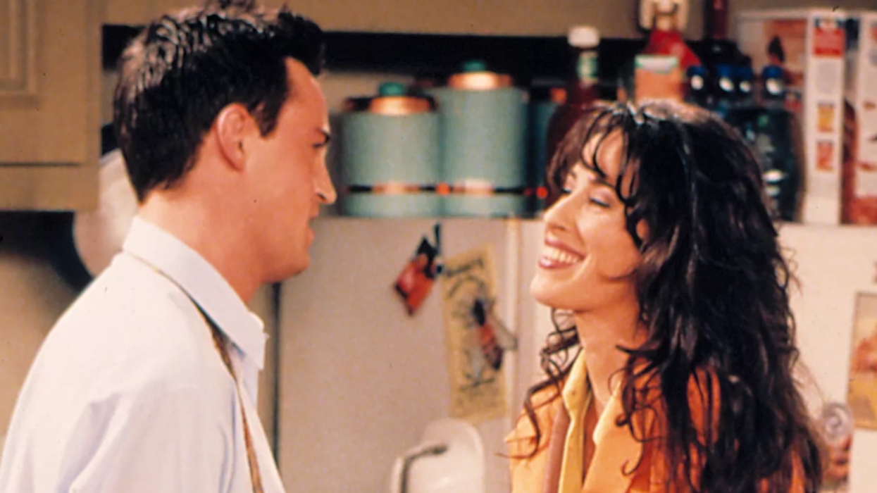 Matthew Perry and Maggie Wheeler as Chandler and Janice on "Friends".