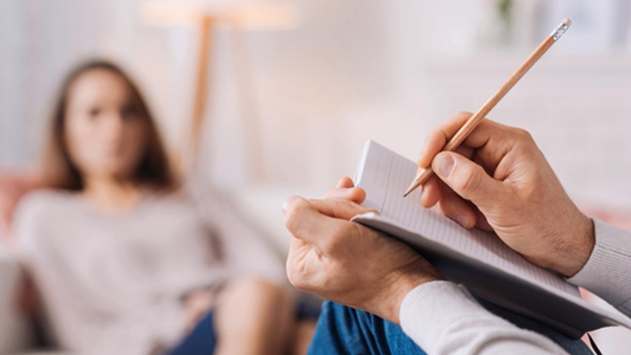 Mental Health Professionals Share 'Small' Things Parents Do That Mess Up Their Kids Down The Road