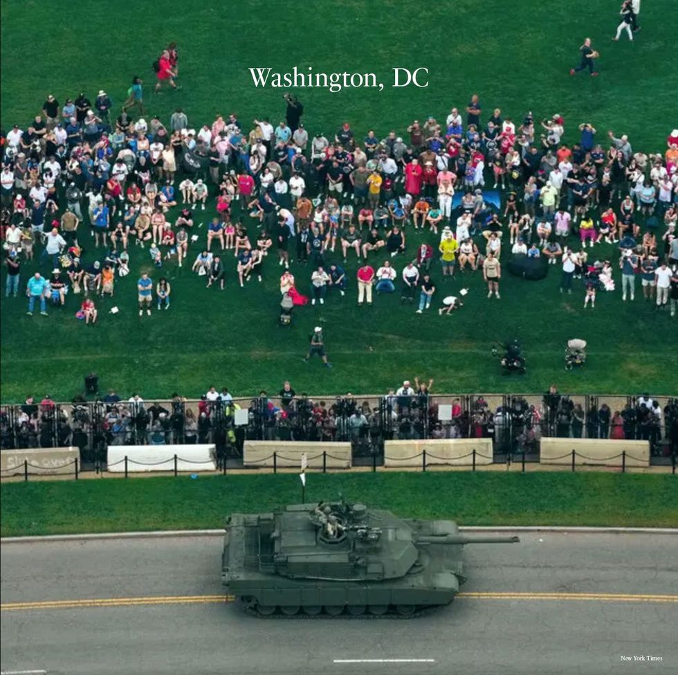 Photo of parade turnout in DC