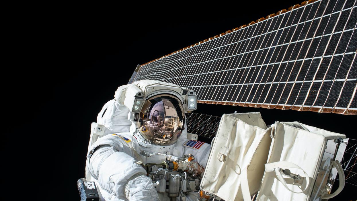 People Break Down The Best Futuristic Technologies From Science Fiction