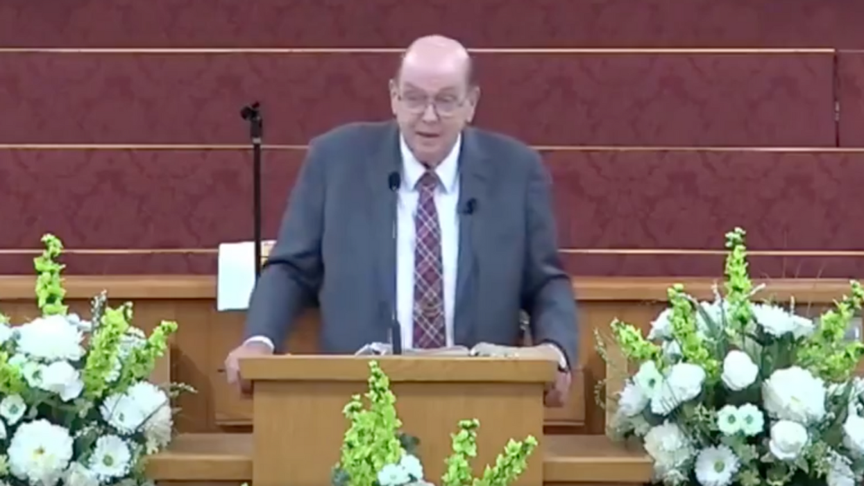 Screenshot of Bobby Leonard