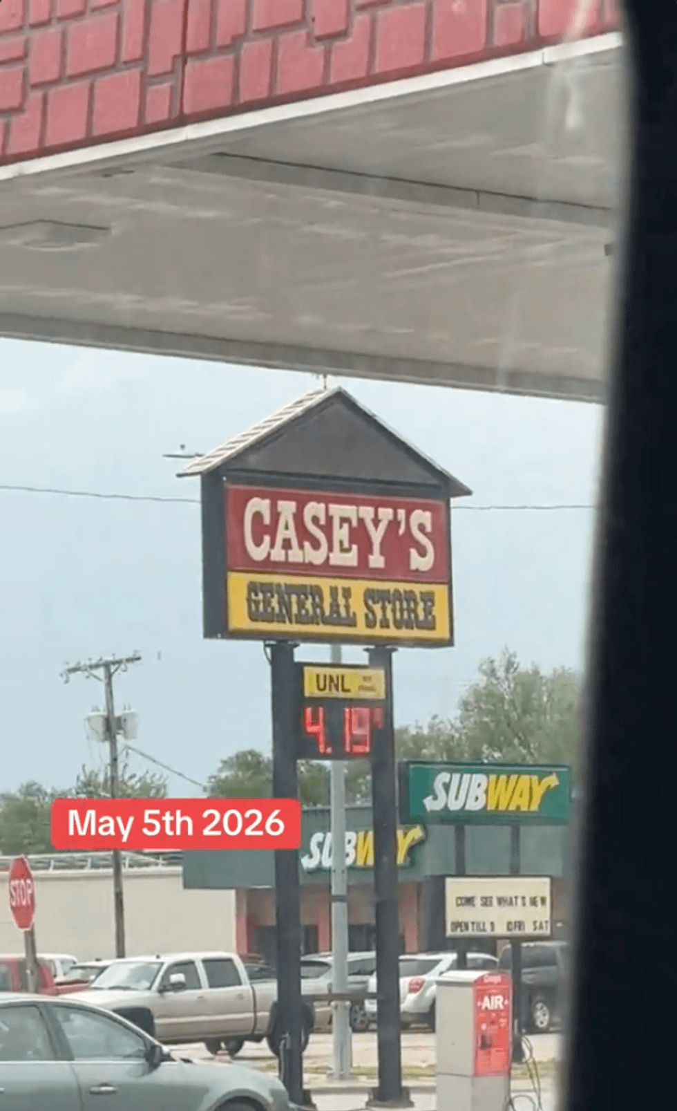 Screenshot of gas price in Emmalyn Schroeder's town