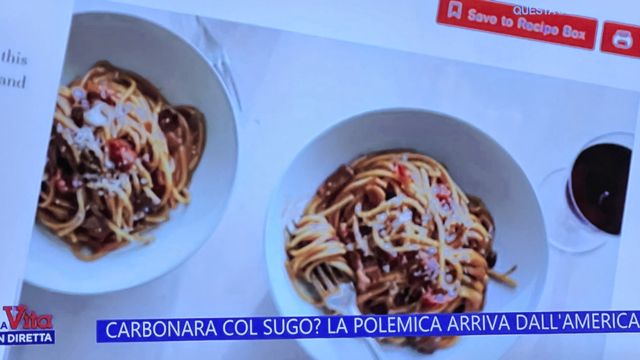screenshot of La Vita IN DIRETTA story about New York Time carbonara recipe