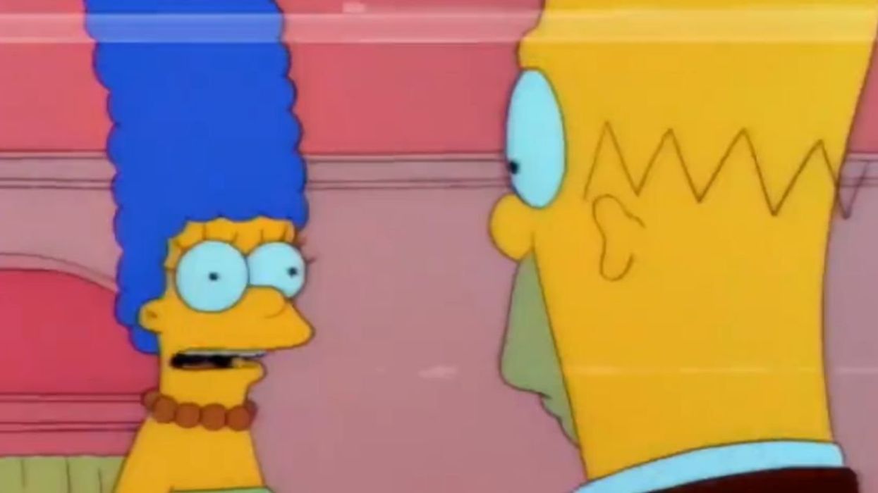 Screenshot of Marge and Homer Simpson