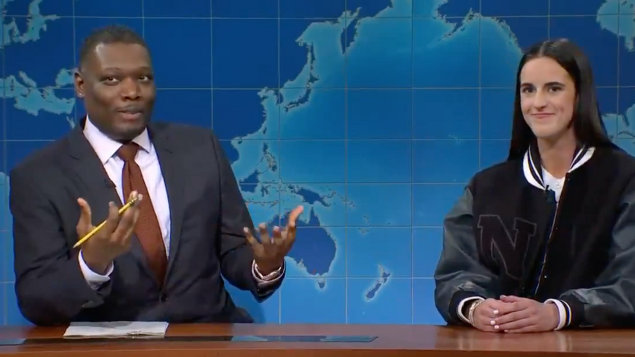 Screenshot of Michael Che and Caitlin Clark