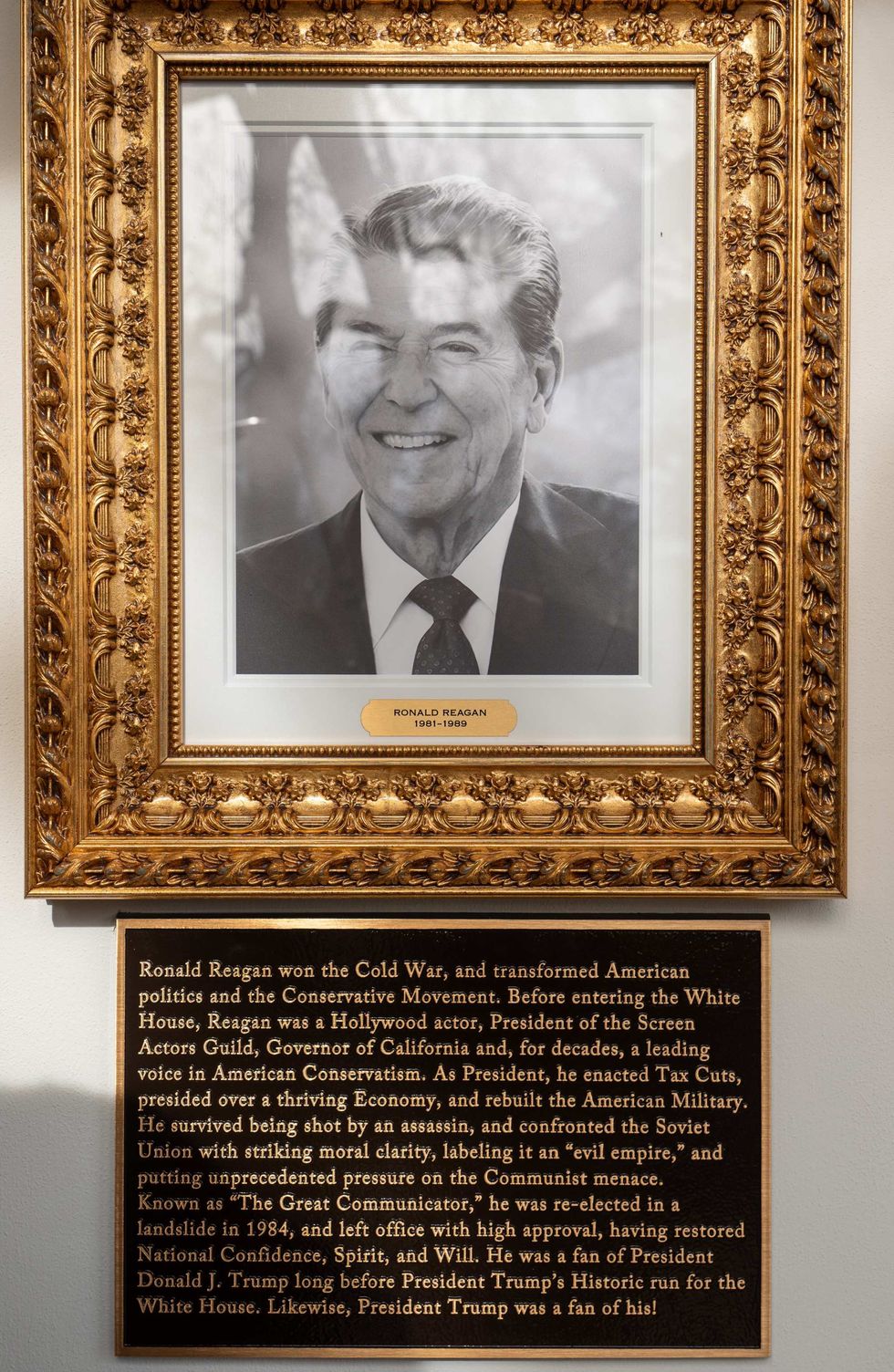 Screenshot of White House plaque