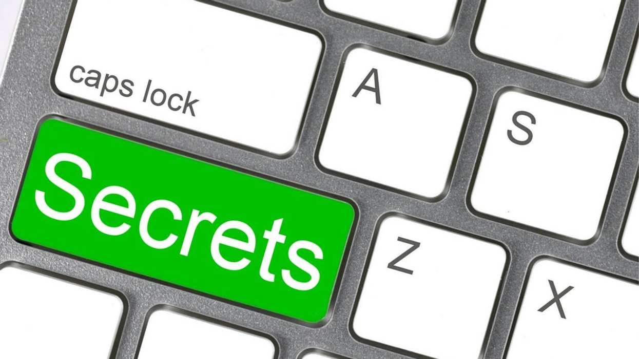People Disclose The Secrets They Aren't Ready To Tell Their Family Yet