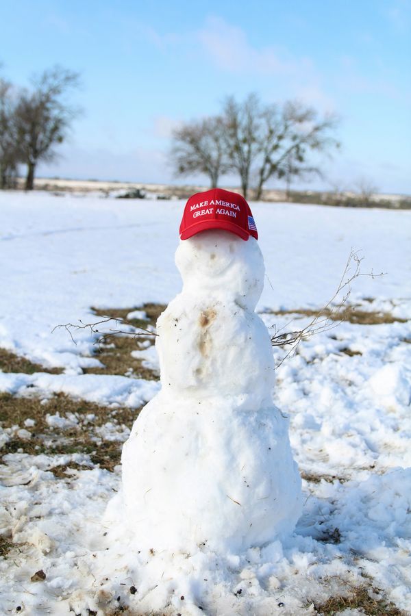 snowman with MAGA hat