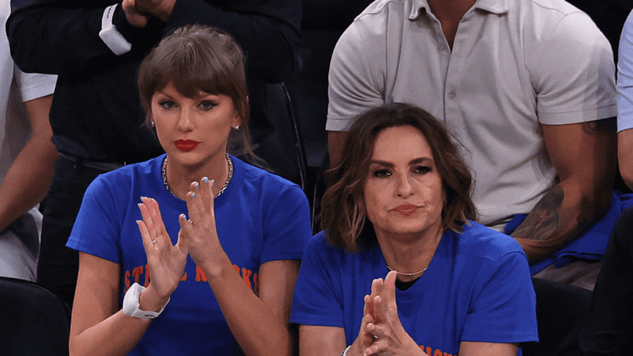 Taylor Swift and Mariska Mariska Hargitay at the NBA Playoffs