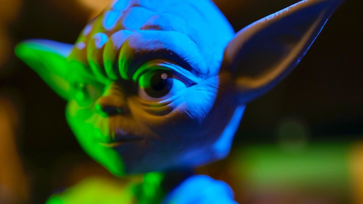 toy Yoda