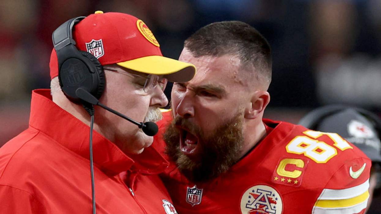 Travis Kelce yelling at Andy Reid