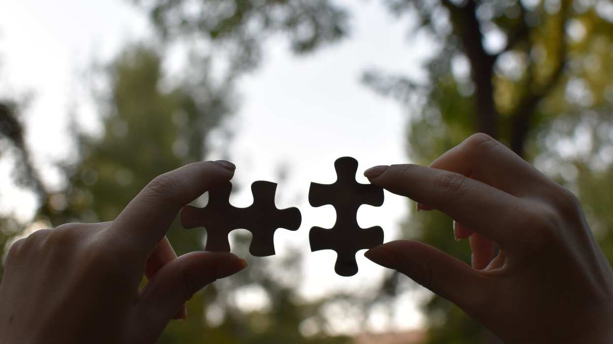 People Explain How They Met Their Significant Other