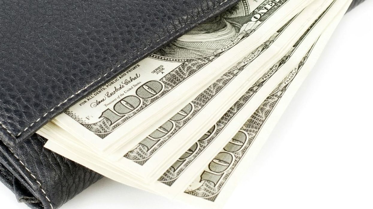 Wallet with $100 US bills