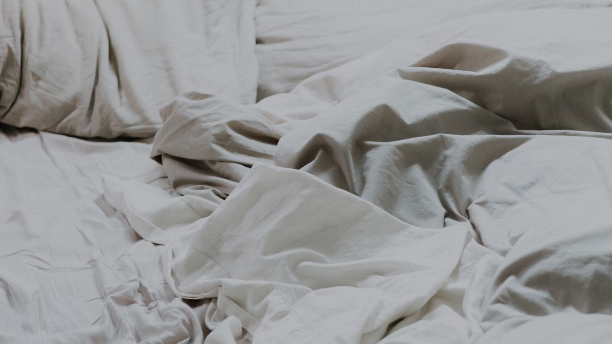 white pillows and bed comforter
