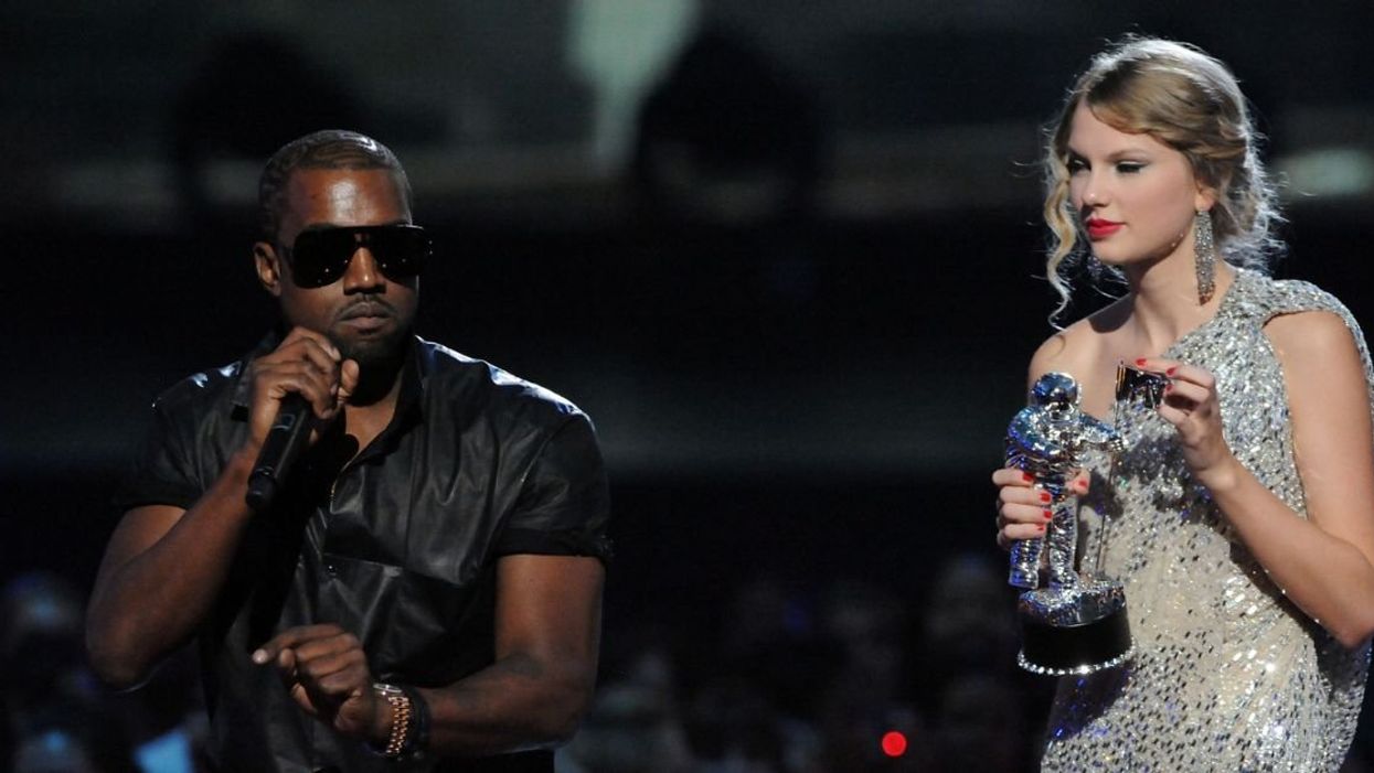 Ye interrupting Taylor Swift at the 2009 MTV Video Music Awards